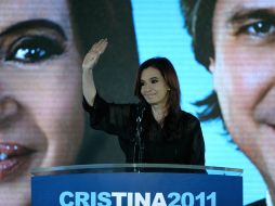 Cristina Fernández de Kirchner celebra su triunfo en las elecciones. AFP  /
