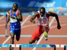 Cisneros cronometró 47.99 segundos para quebrar la marca anterior de 48.19 segundos. EFE  /