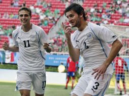 Los costarricences pelearon por llevar el partido a tiempos extra. REUTERS  /