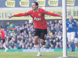 Javier Hernández anotó el único gol del partido al minuto 19 en Goodison Park, casa del Everton. AP  /