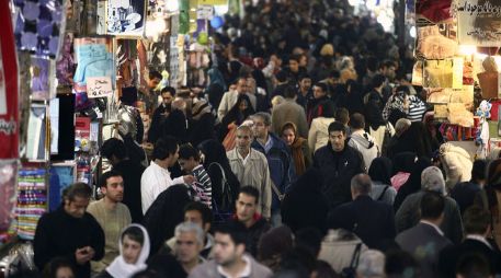 El siglo XXI presentan un panorama de una población de siete mil millones de personas en la tierra. AP  /