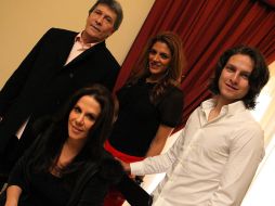 El elenco de Filomena Marturano visitó la ciudad para promover la obra que la próxima semana llegará a la ciudad.  /