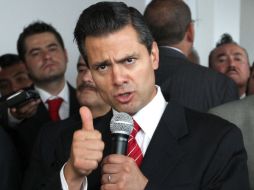 El precandidato a la presidencia por el PRI, Enrique Peña Nieto. dijo que hay especulaciones para desprestigiar a su partido. NTX  /