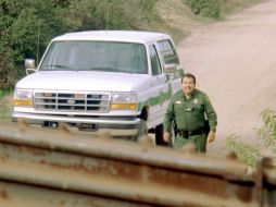 La Patrulla Fronteriza empleó un perro adiestrado para el rescate de los indocumentados mexicanos. ARCHIVO  /