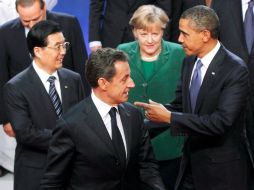 Los mandatarios Silvio Berlusconi, Hu Jintao, Nicolás Sarkozy, Angela Merkel y Barack Obama en el marco de la cumbre. AP  /