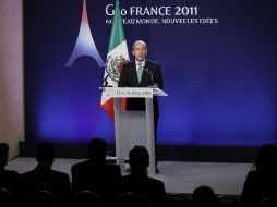 Durante su participación en la Reunión del G-20 en Cannes, Calderón insistió en la necesidad de reforzar el trabajo conjunto.  AFP  /