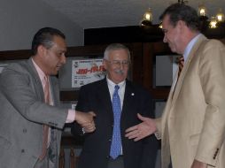 Eduardo Villegas (I) fue uno de los representantes de la especialidad que dio a conocer los pormenores del evento. ARCHIVO  /