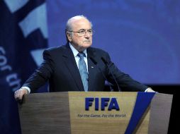 En la imagen Blatter, presidente de la FIFA. La federación rechazó el recurso de apelación presentado por Lisle Austin. MEXSPORT  /