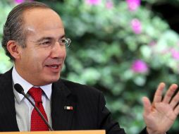 El Presidente Felipe Calderón reconoció que a los policías se les debe pagar más. NTX  /
