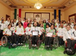 Las guías táctiles son una herramienta importante para las personas con discapacidad visual.  /