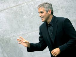 Clooney abordará el papel de un hombre de negocios que intentará reencontrarse con sus hijas en un viaje a Hawaii. ARCHIVO  /