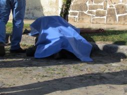 Fue encontrado muerto a navajazos.  /