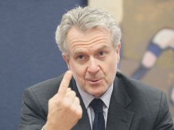 Santiago Creel afirma que, pese a que no minimiza a ningún candidato, está listo para imponerse a cualquiera.  /