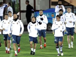 Los jugadores del Valencia durante el entrenamiento con vistas al partido contra el Real Madrid. EFE  /