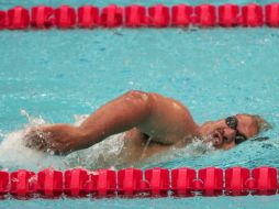 Arnulfo Castorena en los 50 metros pecho categoría SB2. MEXSPORT  /