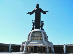 El Santuario de Cristo Rey, en la cima del Cerro del Cubilete, sería uno de los lugares que la gira papal incluiría. ESPECIAL  /