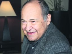 El escritor Daniel Sada, quien sufre graves problemas de riñón, en una imagen de archivo.  /