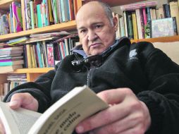 Apenas el viernes se anunció que se le concedía el Premio Nacional de Ciencias y Artes.  /