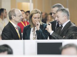 Políticos españoles comparecen para dar detalles sobre el dispositivo electoral que se desplegará hoy. NTX  /