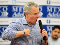 El panista Santiago Creel dijo que quiere debatir acerca de la forma como el PRI se enfrenta al crimen.  /