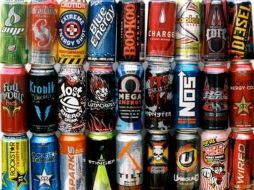 Cada vez más personas combinan los populares refrescos con alcohol y drogas. ESPECIAL  /