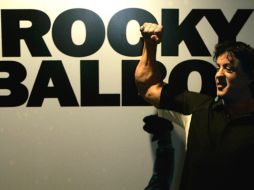 Stallone aclaró que no se subirá al 'ring' en ningún momento, porque estará muy activo tras bambalinas. AP  /