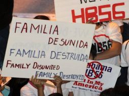 La legislación de Alabama ha provocado rechazo. Un grupo se manifiesta en contra de la legislación. EFE  /