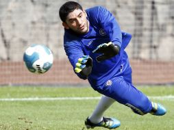 El portero José de Jesús Corona entrena previo al partido de mañana, que se realizará a las 17:00 horas en el Azul. NOTIMEX  /