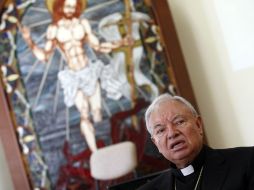 El cardenal Juan Sandoval Íñiguez, aceptó participar en el reconocimiento a su trayectoria.  /