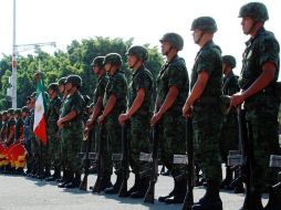 Es una decisión del gobierno federal la posibilidad de que los militares continúen operando en las calles. ARCHIVO  /