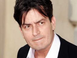 Sheen fue despedido recientemente de la exitosa serie televisiva 'Two and a half men'. EFE  /