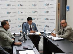 Sesión del Itei que preside el presidente consejero Jorge Gutiérrez.  /