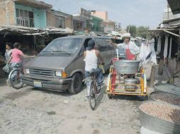 El proyecto pretende mejorar la movilidad y seguridad en la Colonia Las Juntas sin perjudicar a los comerciantes.  /