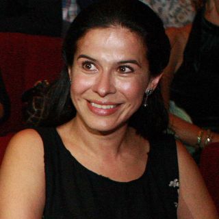 Arcelia Ramírez celebra 44 años