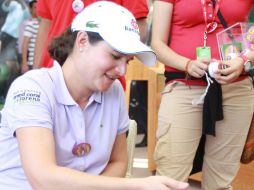 La ex golfista tapatía Lorena Ochoa y su hijo se encuentran en perfecto estado de salud.  /