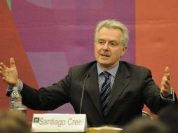 Santiago Creel afirmó que el debate al interior de su partido lo seguirá haciendo con respeto y sin descalificaciones.  /