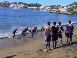 Miguel Ponce pide confianza a la afición rojiblanca y asegura que el equipo está para competir en los dos torneos.  /