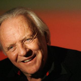 Lanza Anthony Hopkins disco de música clásica