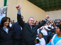 Creel dice que, si llega a ser Presidente, trabajará para que todo mexicano tenga un seguro médico de calidad. EFE  /