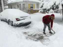 En Kansas, se esperan nuevas acumulaciones de nieve acompañadas de vientos fuertes. AP  /