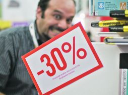 La Ley para el Fomento de la Lectura y el Libro establece que no puede haber descuentos en la novedades.  /