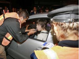 El operativo radar-alcoholímetro se aplica en la ciudad con horario de 18:00 y hasta las 4:00 horas. ARCHIVO  /