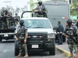 Elementos de la Marina resguardan Boca del Río tras la salida de los agentes municipales. EL UNIVERSAL  /