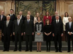 Los ministros juraron sus cargos ante los reyes de España. REUTERS  /