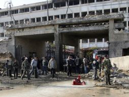 Imagen de los daños materiales ocasionados en uno de los atentados en Damasco. EFE  /