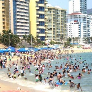 Calderón pasará el fin de año en Acapulco