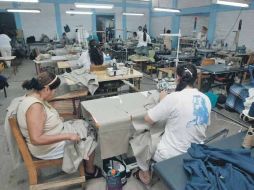 Uno de los factores que impulsarán la adopción de factura electrónica es que se cuenta con costos accesibles. ARCHIVO  /