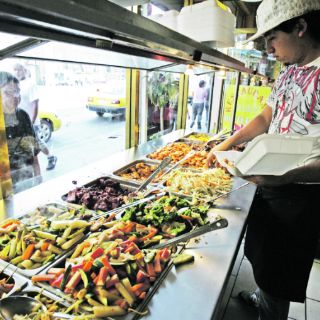 Prolifera comida china y desconocen padrón de restaurantes