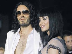 Russell y Katy, quienes se casaron en octubre de 2010, anunciaron ayer su divorcio. REUTERS  /