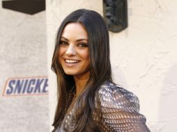 Al contrario de Bieber, la imagen de la actriz Mila Kunis es un imán de ventas.  /